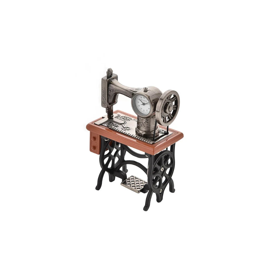 Miniaturuhr Nähmaschine: Quarz, 10×5 cm