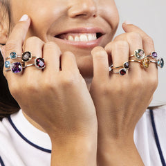 Facet Ring in 18 Karat Weissgold mit gefassten Diamanten und Amethyst - R9180086NWA14