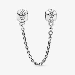 Pandora Herz-Komfortkette: Reihen von Herzen aus Sterling-Silber