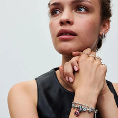 Pandora Marvel Charm: The Avengers Captain America - Sterling-Silber, Emaille