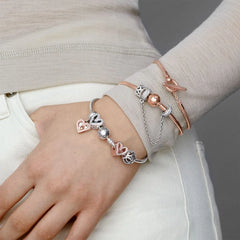 Pandora Herz-Charm - Funkelnde Freihand mit 50 klaren Cubic Zirkonia