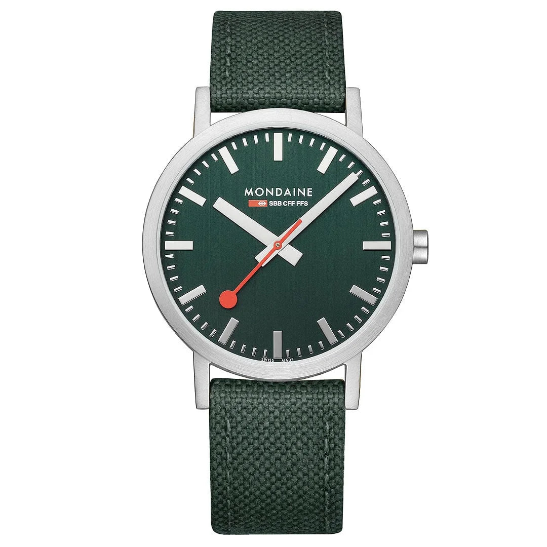 Mondaine Classic Herrenuhr aus Waldgrünes Textil, 40 MM - A660.30360.60SBF