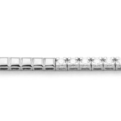 Collier tennis à facettes avec diamants en or blanc 750/18 carats