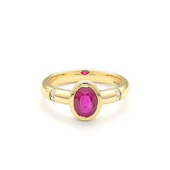 Facet Traceability Rubin Ring in 750/18 Karat Gelbgold