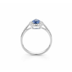 Bague saphir facetté et diamants en or blanc 750/18 carats