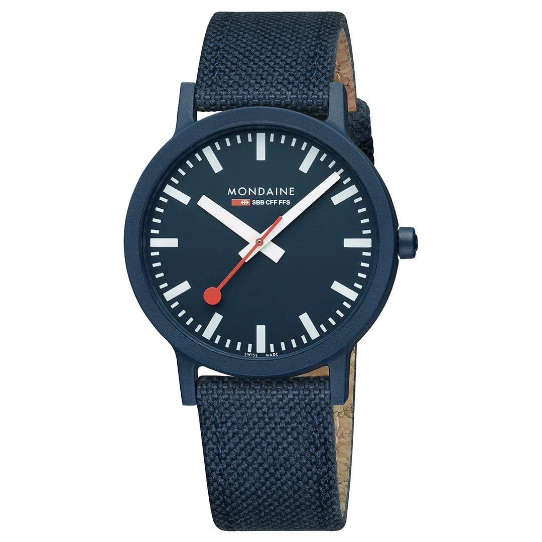 Mondaine Essence Herrenuhr aus Ozeanblau Textil, 41 MM - MS1.41140.LD