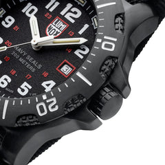 Luminox Navy SEAL 45mm Taucheruhr Schwarz