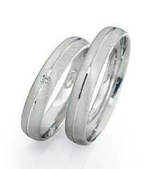 Linden Trauringe / Eheringe Bonstetten mit funkelnder Diamant - 510/511