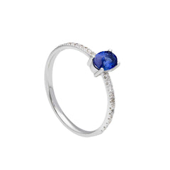 Weissgold-Ring aus 18 Karat mit Diamanten und Saphir - 284917ZB