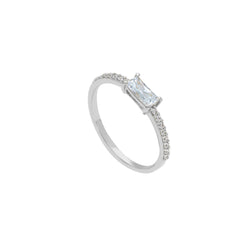 Linden Verlobungsringe mit Baguette Zirkonia in 18 Karat Weissgold
