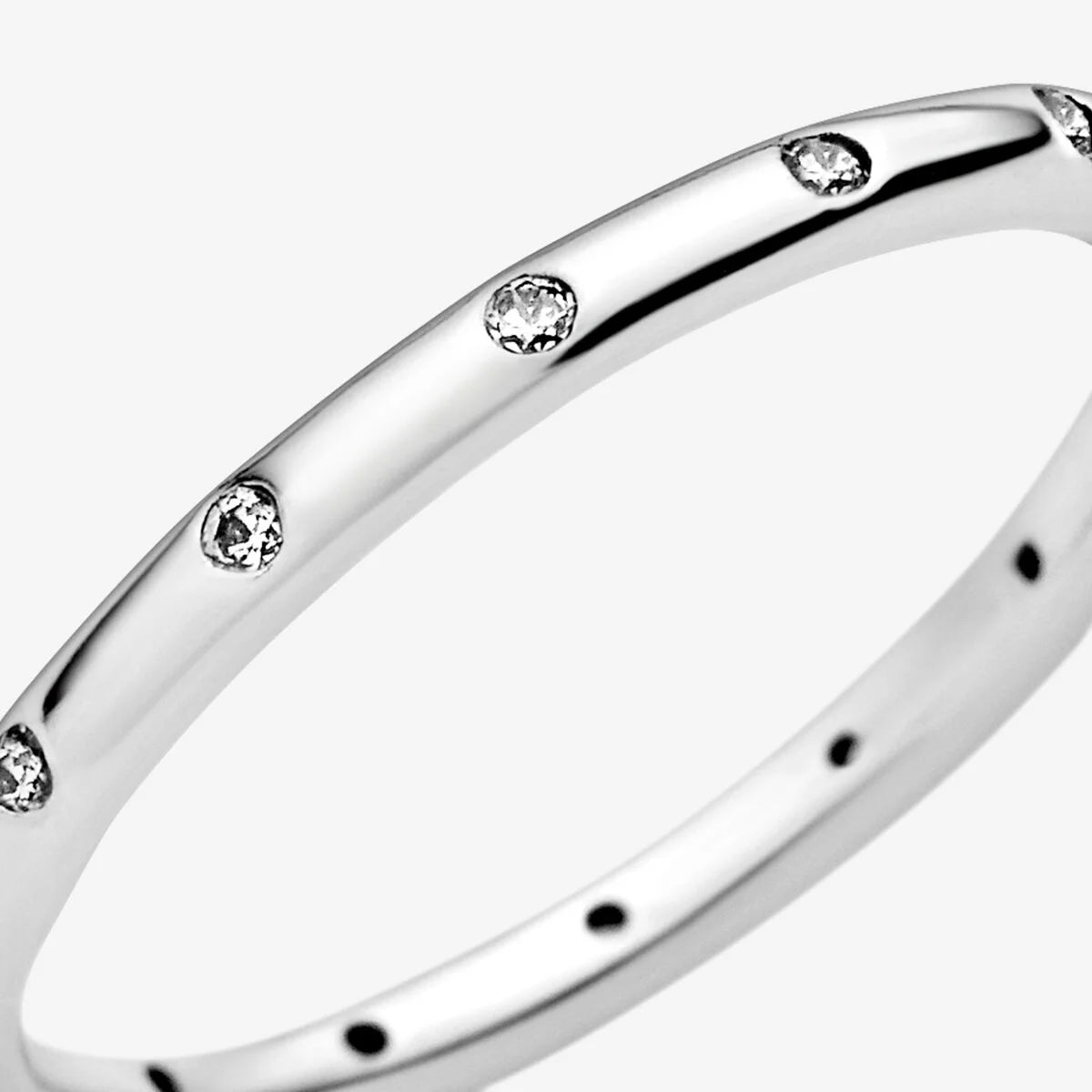 Pandora Damenring - Einfacher Funkelnder Band Ring - 190945CZ