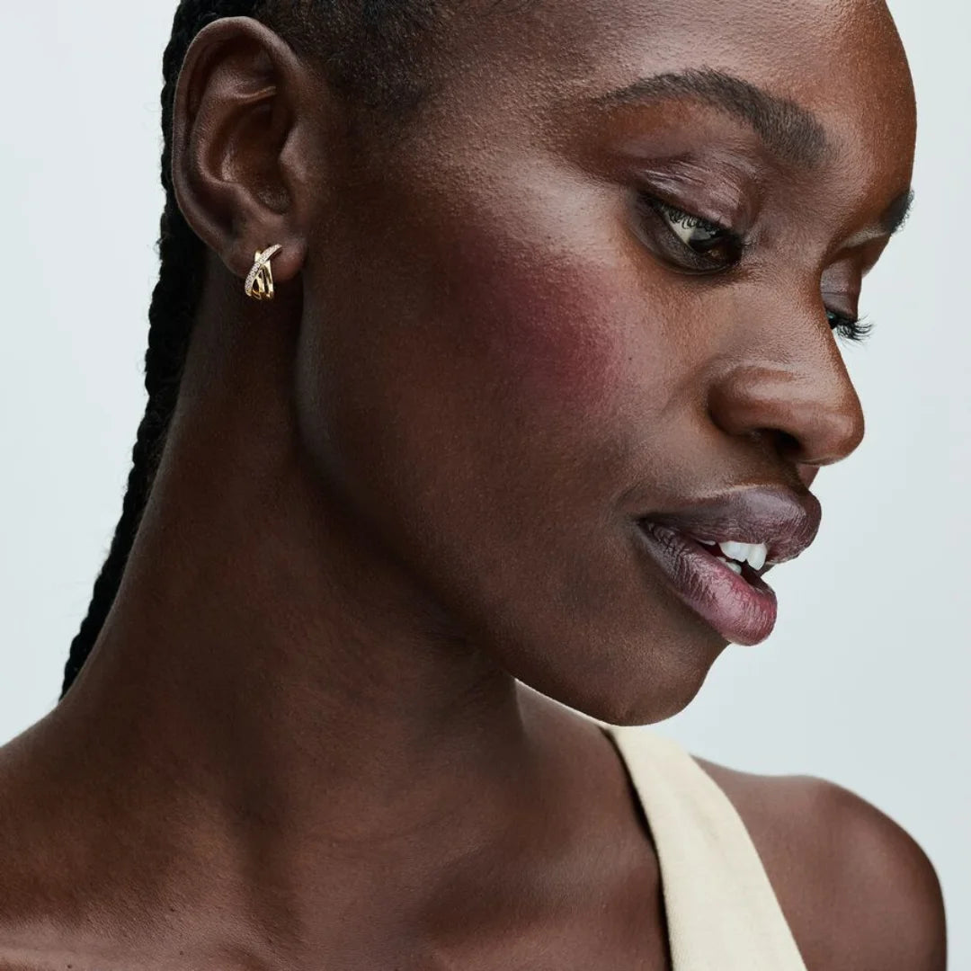 Pandora Ohrringe für Damen: Überkreuzte Pavé Creolen, Vergoldet