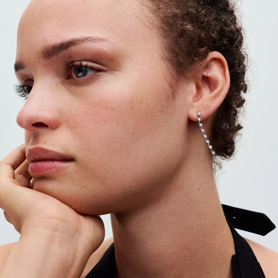 Pandora Ohrringe für Damen: Funkelnde Acht Steine Ohrhänger