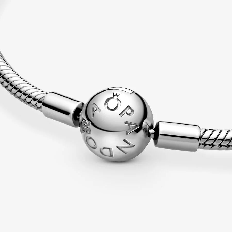 Pandora Armband mit Glattem Kugelverschluss: Schimmernde Eleganz