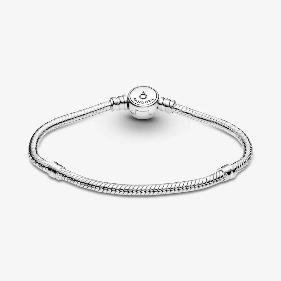 Pandora Moments: Blauer Scheibenverschluss am Schlangen-Gliederarmband - 599288C01