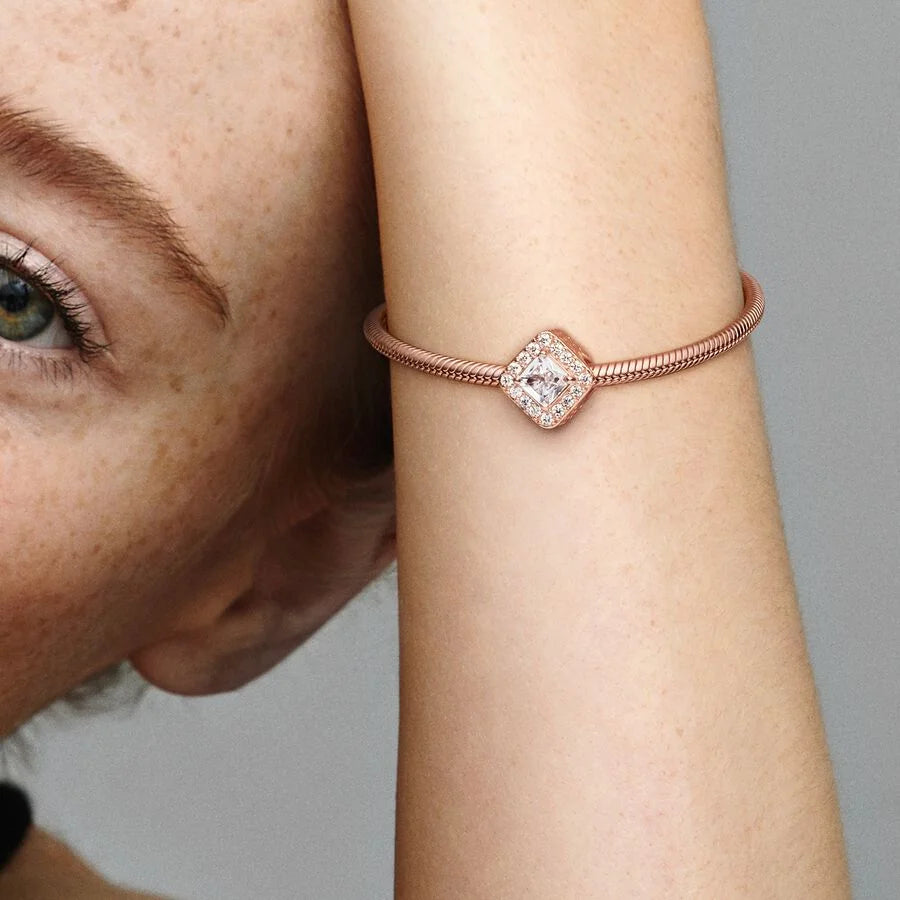 Pandora Charm: Quadratischer Funkelnder Strahlenkranz - Rosévergoldet