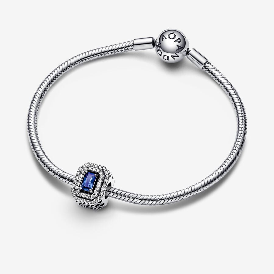 Pandora Charm: Funkelnd Blaues Mehrstufiges Rechteck, Sterling-Silber