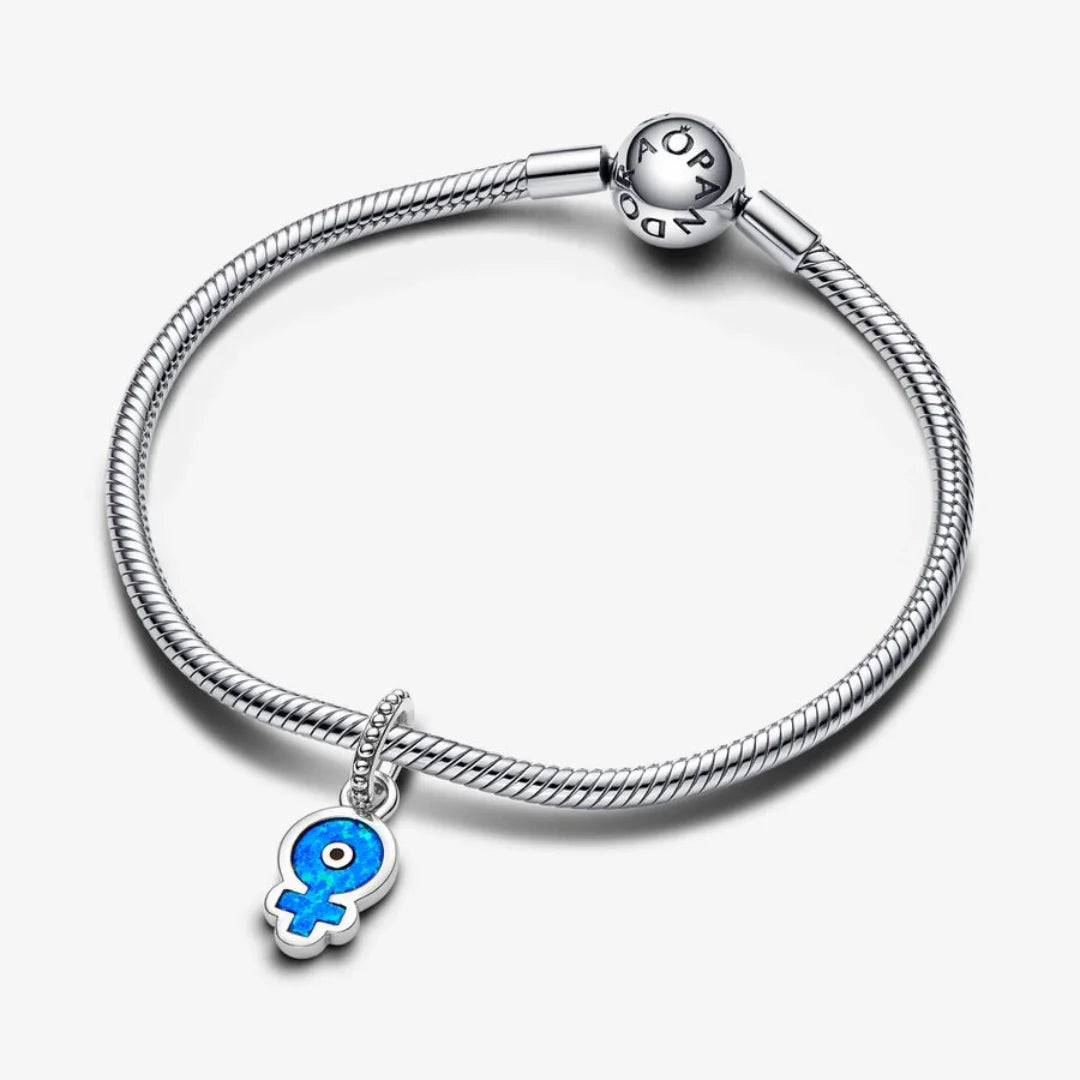 Pandora Charm-Anhänger: Starke Frauen Schillernder, Sterling-Silber