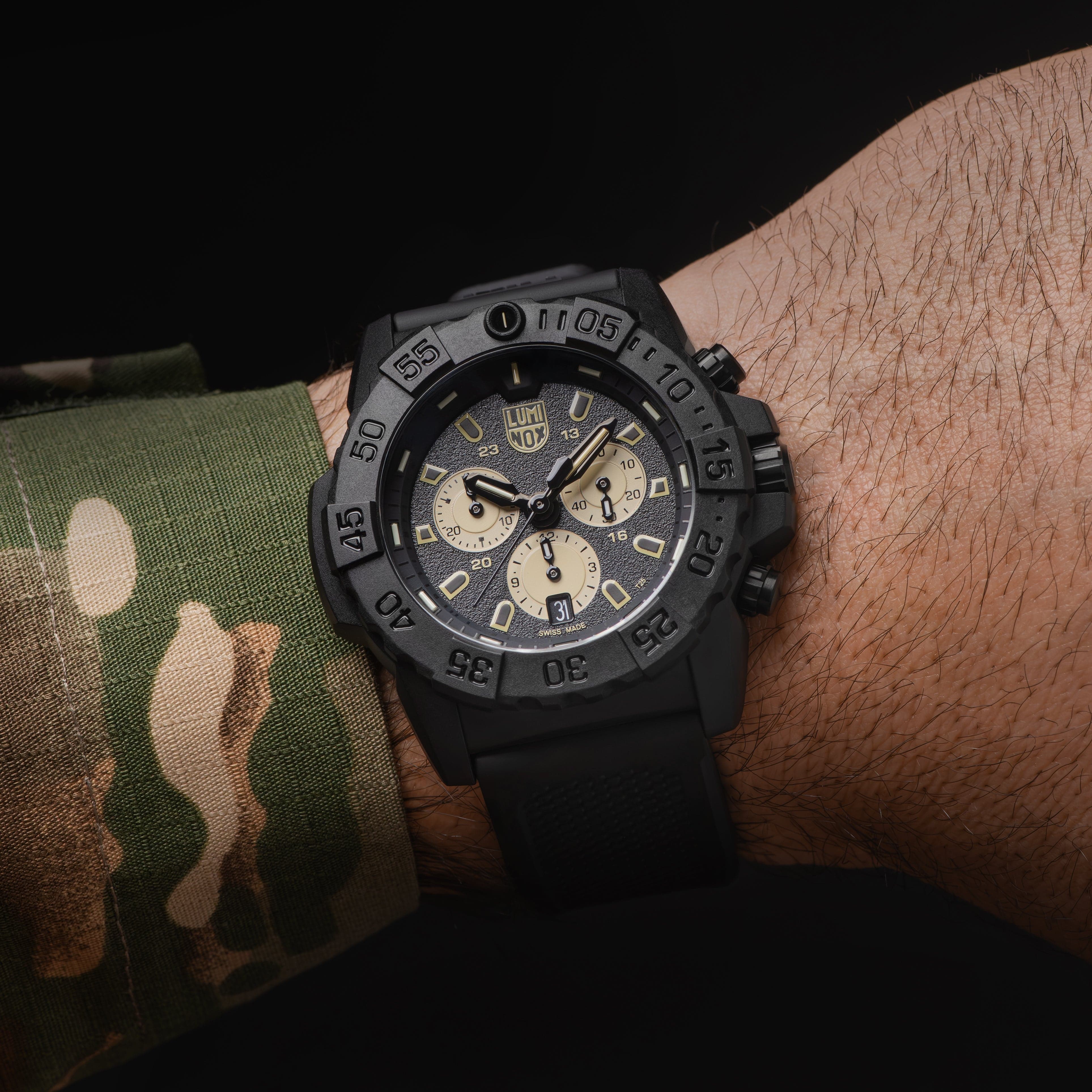 Luminox Navy SEAL Chronograph 45mm Taucheruhr Schwarz