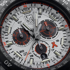 Bear Grylls Survival Master 45 mm, Chronograph mit Kompass - XB.3748