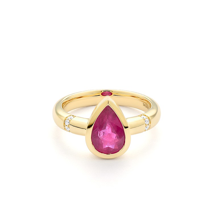 Facet Traceability Rubin Ring in 750/18 Karat Gelbgold