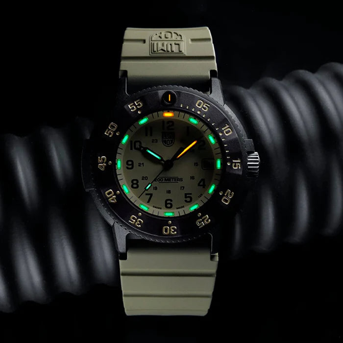 Luminox Original Navy SEAL 43 mm, Taucheruhr - XS.3010.EVO.S