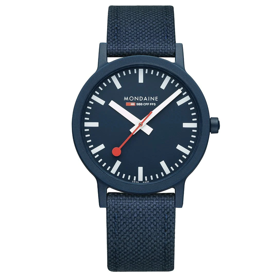 Mondaine Essence Herrenuhr aus Ozeanblau Textil, 41 MM - MS1.41140.LD