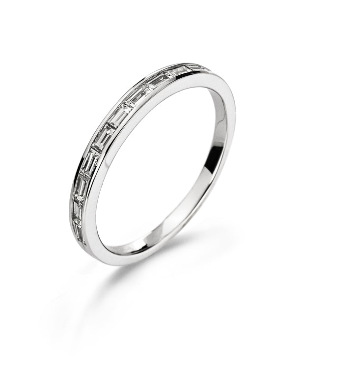 Ring Weissgold 750 mit 10 Baguette-Diamanten H SI 0.27 ct.