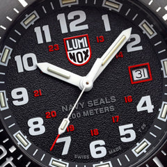 Luminox Navy SEAL 45mm Taucheruhr Schwarz