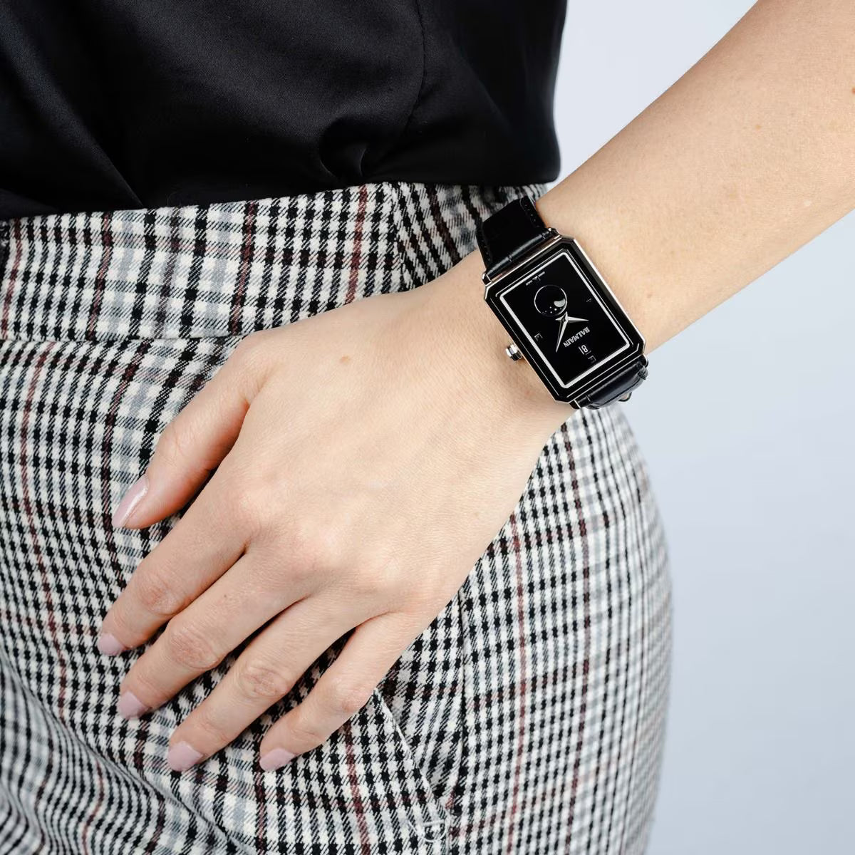 Balmain Eirini Damenuhr | 28 x 37 mm - B4411.32.66