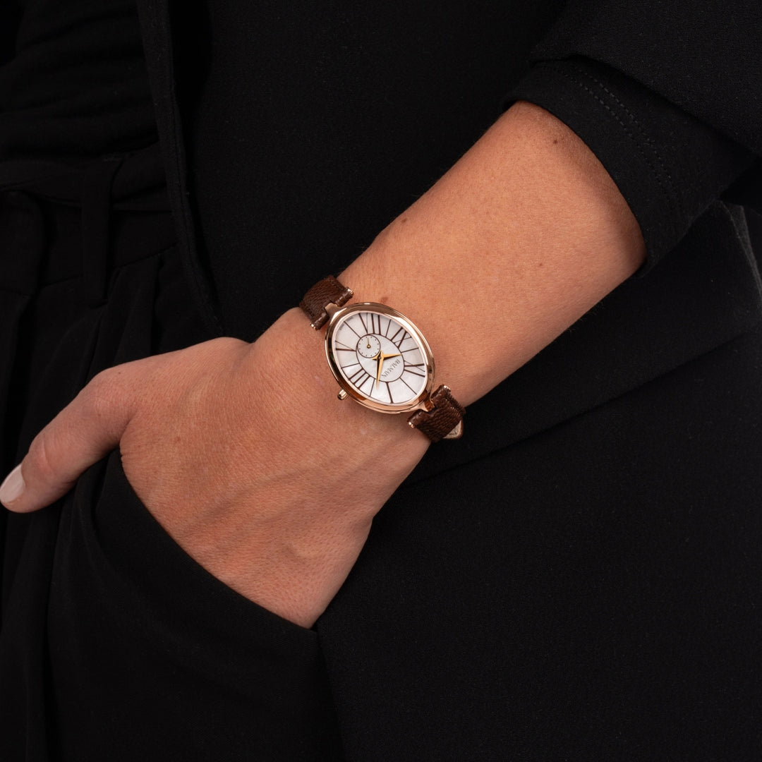 Balmain Haute Elegance Oval Damenuhr 31.7 x 26 mm - B8119.52.82