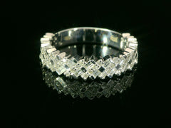 Exquisite Brillanz – Weissgoldring mit 74 Diamanten für höchste Ansprüche - YZ0005011