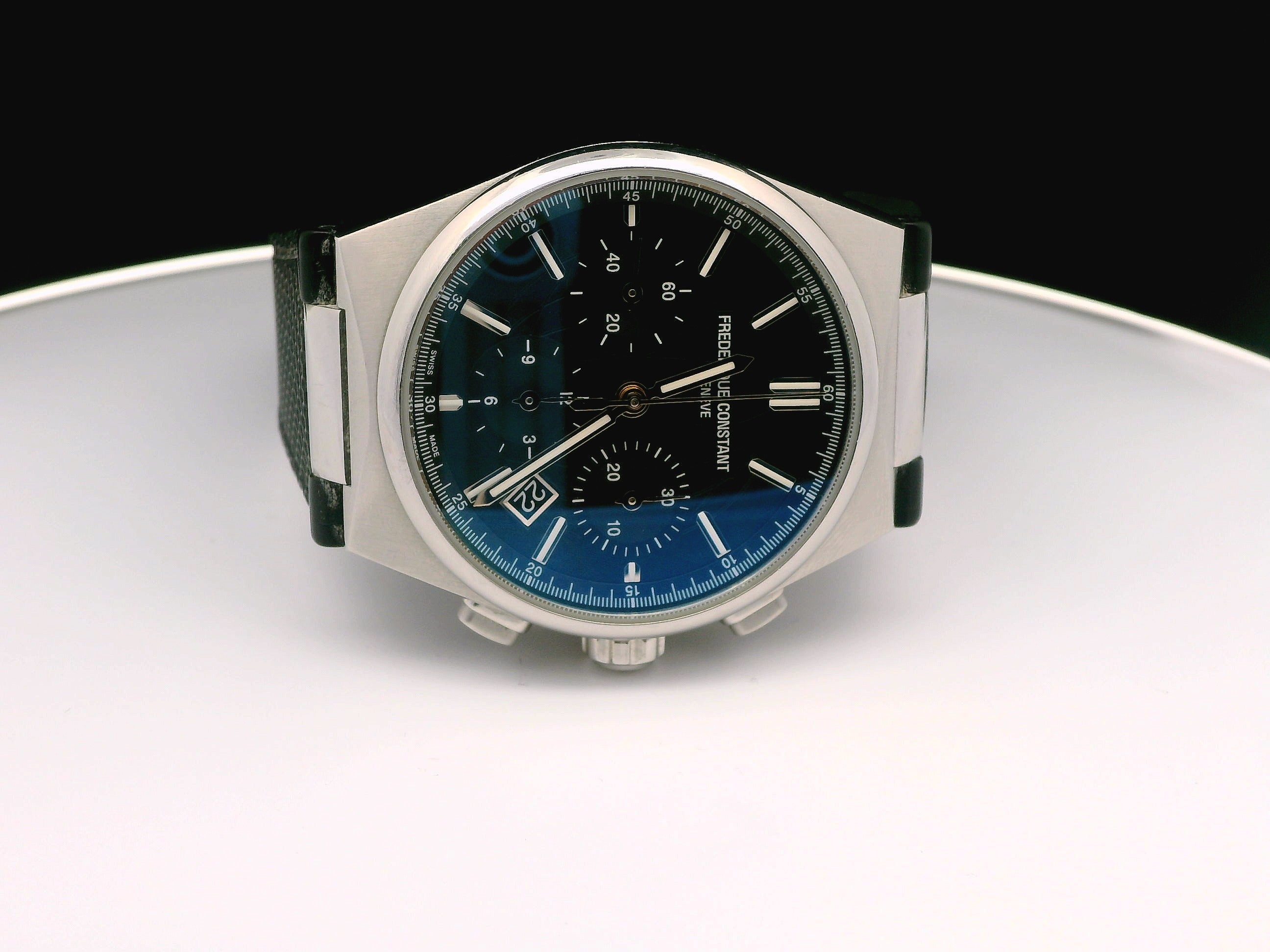 Frederique Constant Highlife Kautschukarmband Schwarz