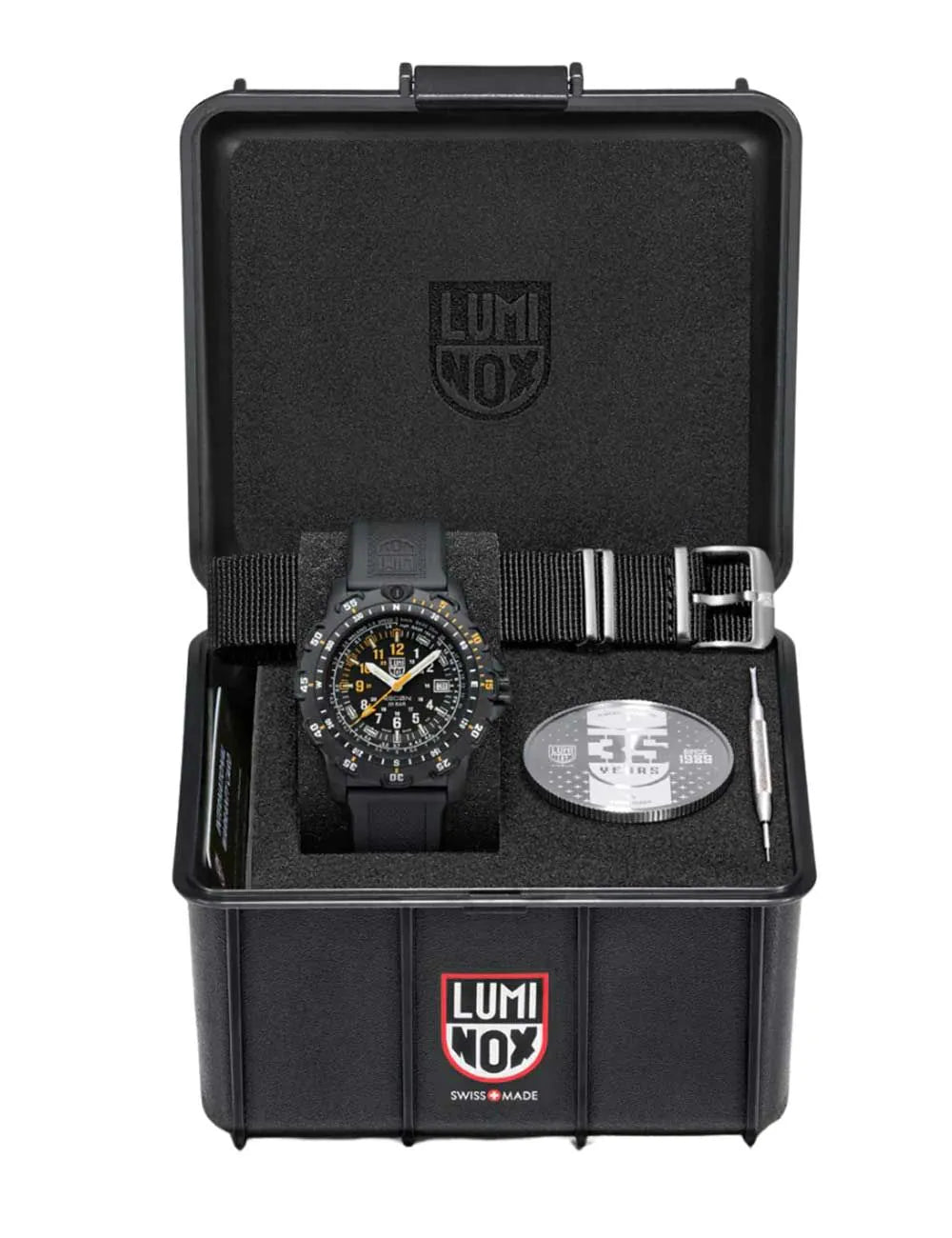 Luminox Recon Point Man 8820 Series Herrenuhr - XL.8825.H.SET
