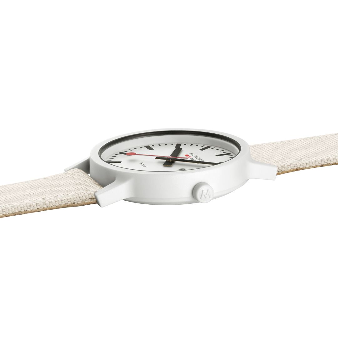 Mondaine essence solar Weiss 41mm Unisexuhr - MS1.41910.LA