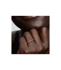 Pandora Blauer dünner Pavé-Ring - 162999C02
