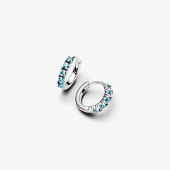 Pandora Hellblaue Huggie Ohrringe - 293849C01