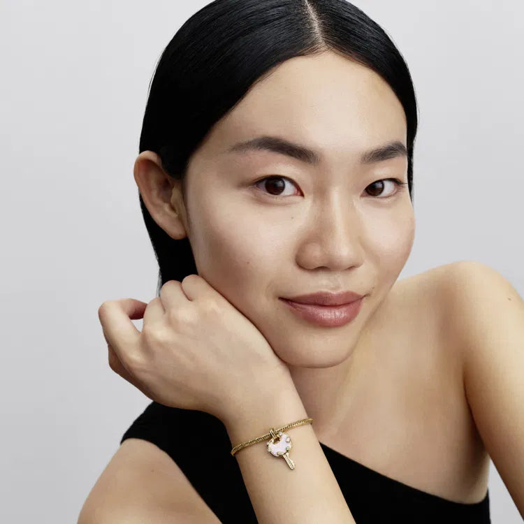 Pandora Schillernder rosafarbener Liebesschlüssel Grosser Charm Anhänger - 764349C01