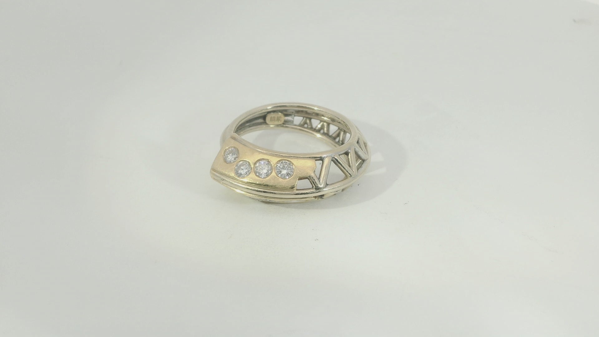 18K Gelbgold- 750 Ring 6,9gr mit 8 Diamanten