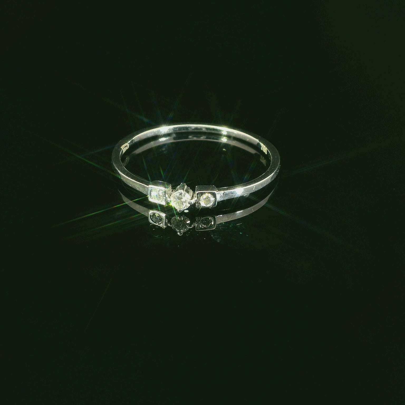 Eleganter Weissgoldring 18K mit Diamantbesatz – Ringgroesse 56, sofort lieferbar - YZ0003310