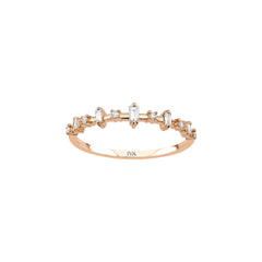 Ring mit 0.05 ct Diamanten und 0.11 ct Baguette-Diamanten in 585 oder 750 Roségold