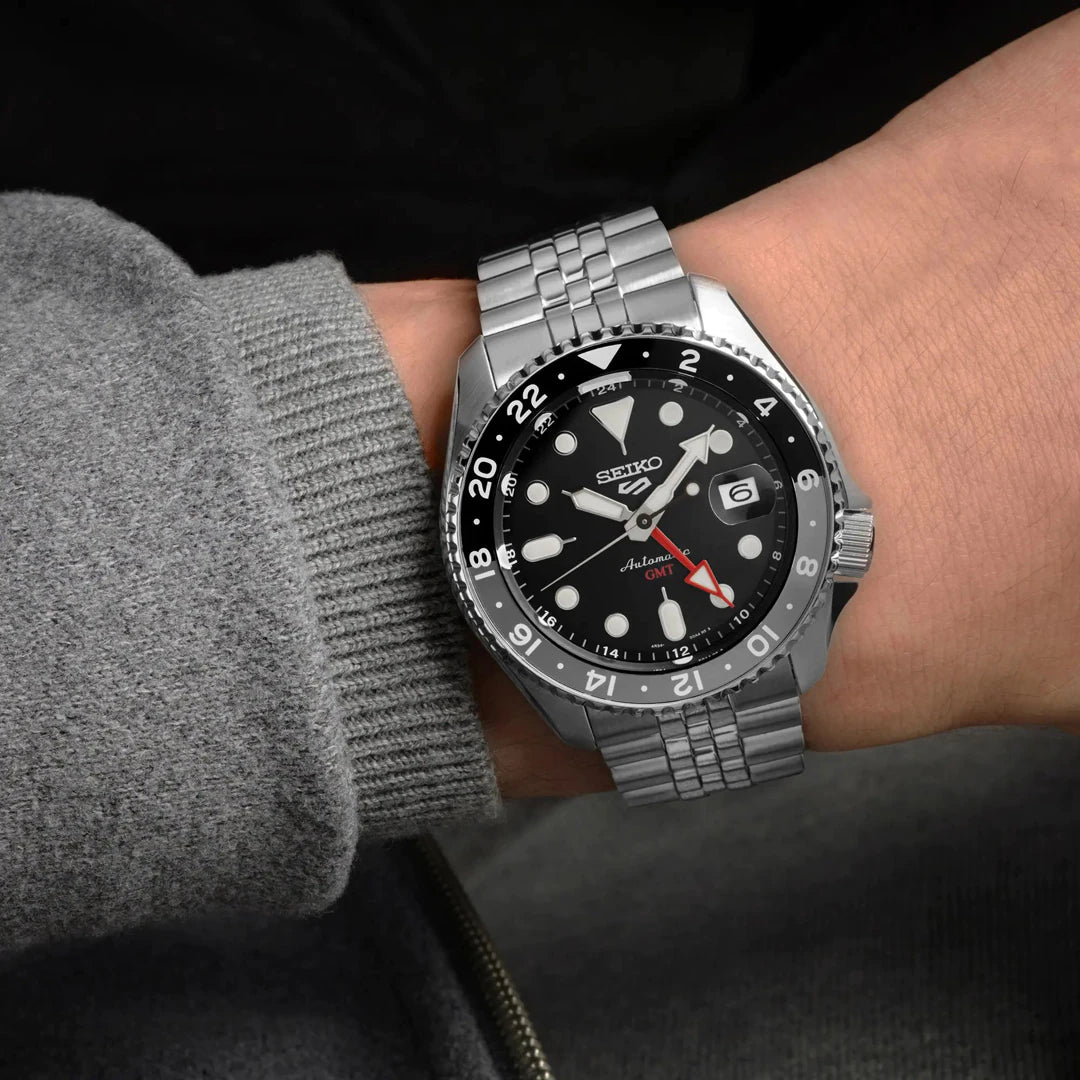 Seiko 5 Sports GMT Black Grape SKX Re-Interpretation Herrenuhr - SSK001K1
