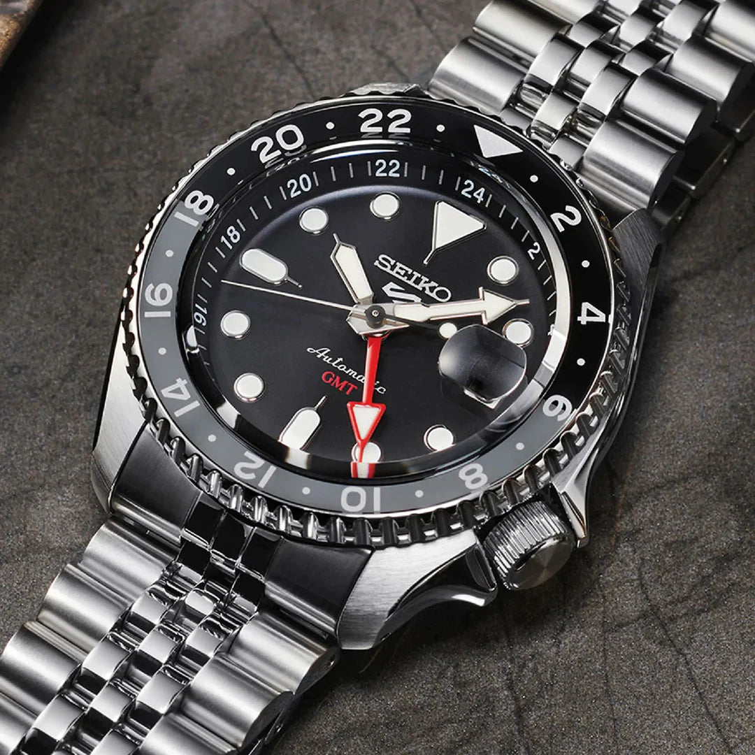 Seiko 5 Sports GMT Black Grape SKX Re-Interpretation Herrenuhr - SSK001K1