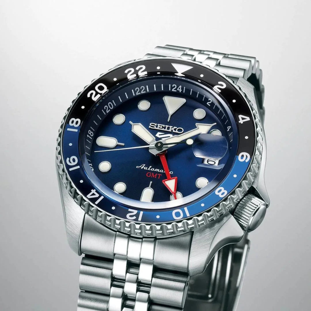Seiko 5 Sports GMT Blueberry SKX Re-Interpretation Herrenuhr SSK003K1