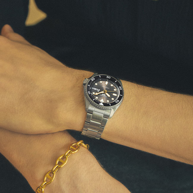 Seiko 5 Sports SKX Midsize Urban Grey Unisexuhr - SRPL79K1