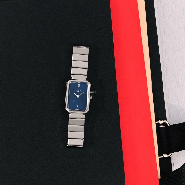 Tissot Bellissima Damenuhr 30x21,80mm- T160.110.11.043.00