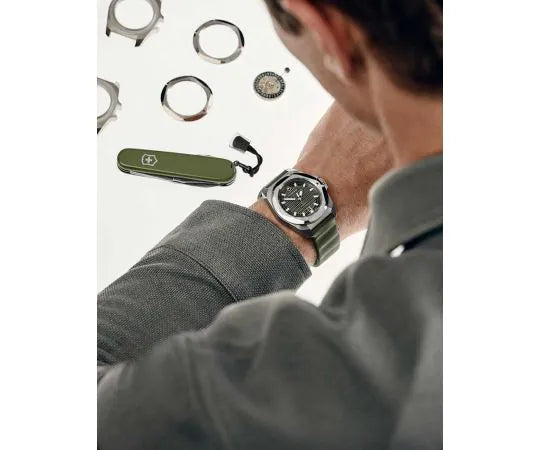 Victorinox I.N.O.X. Automatic Set Herrenuhr - 242017.1