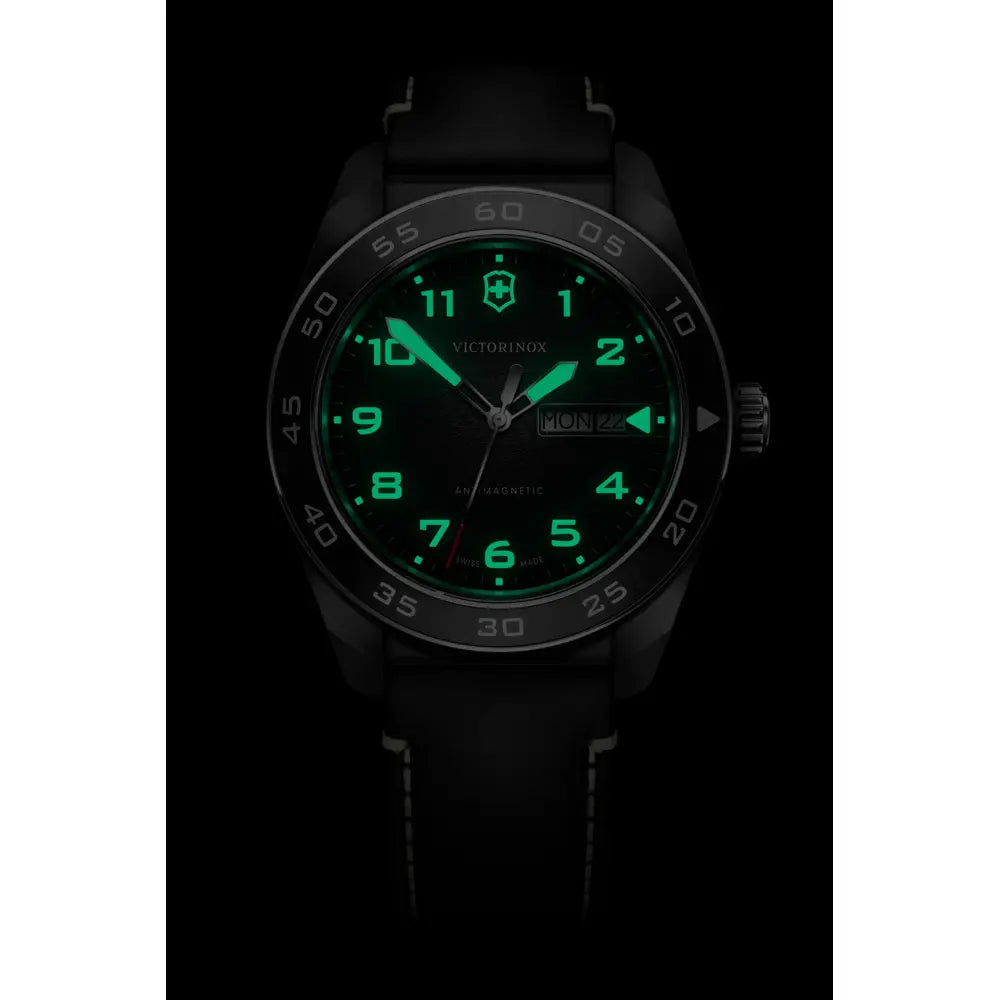 Victorinox Swiss Army Quarz Day-Date Herrenuhr - 242041